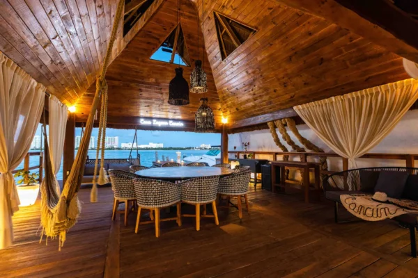 Villa Laguna Cancun’s Hotel Zone lagoon front  vacation rental