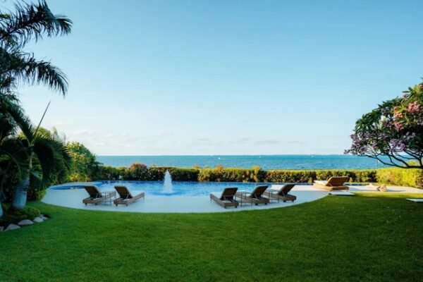 Casa Blanca- Cancun’s Hotel Zone beachfront  vacation rental - Image 13