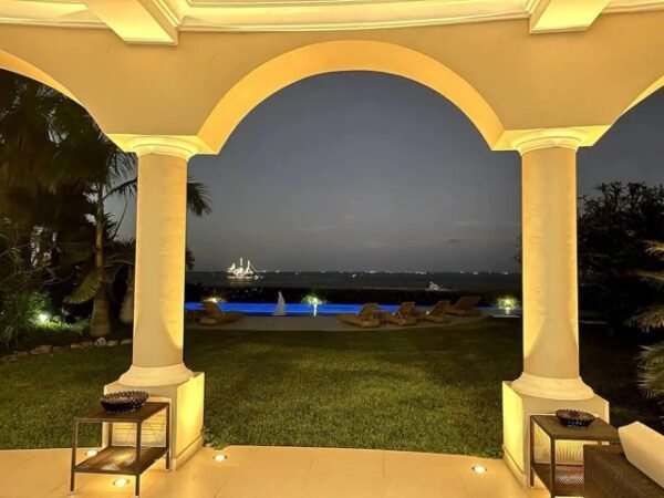Casa Blanca- Cancun’s Hotel Zone beachfront  vacation rental - Image 9
