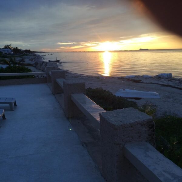 Villa Chicxulub, beachfront  vacation rental in Progreso, Yucatan - Image 8