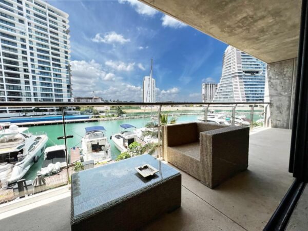 Marina condos Puerto Cancun  vacation rentals